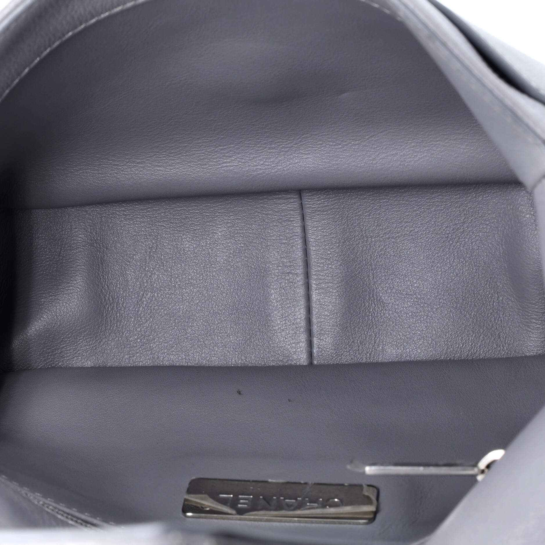 Pre-Loved Chanel Two Tone Envelope Flap Bag Quilted Calfskin Medium - Image 5