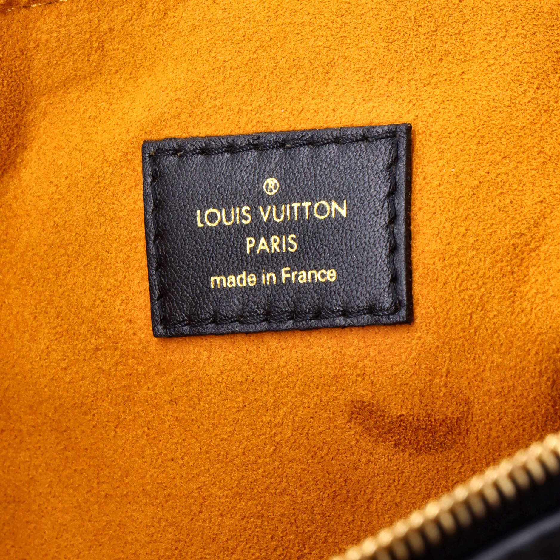 Pre-Loved Louis Vuitton Coussin Bag Monogram Embossed Lambskin MM - Image 6